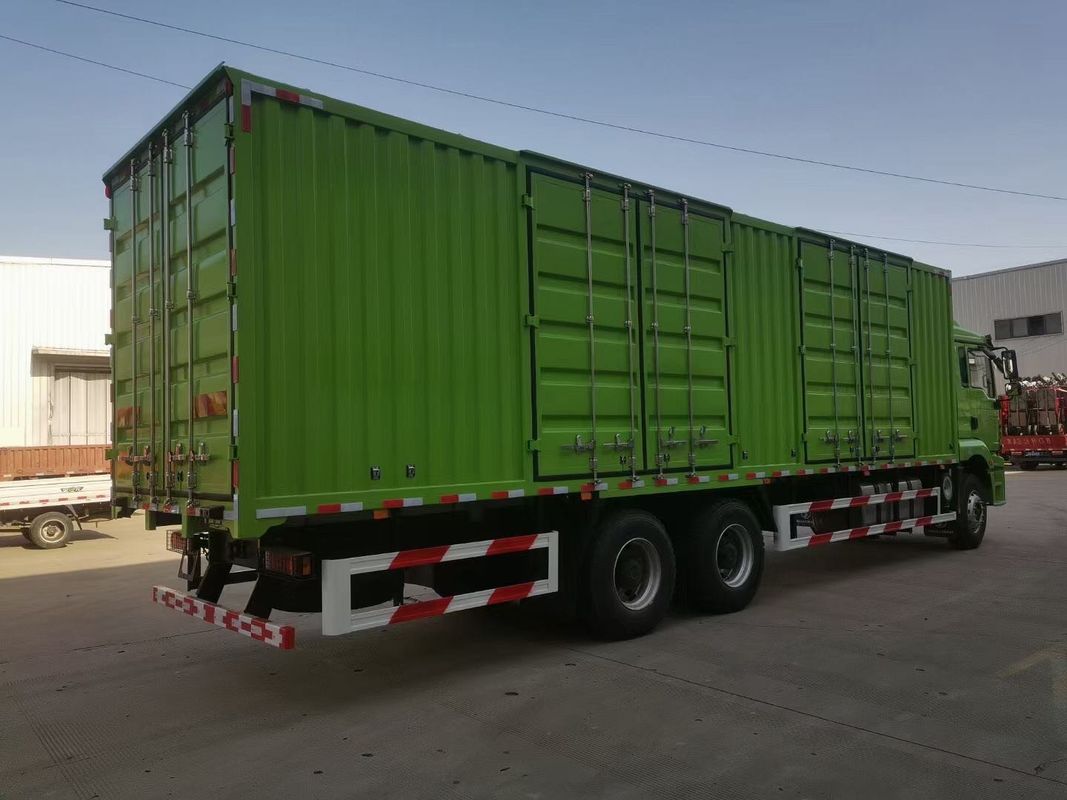 شاحنة شحن خضراء 6x4 شاحنة شحن شاكمان H3000 شاحنة شحن كبيرة 340 حصان للتسليم