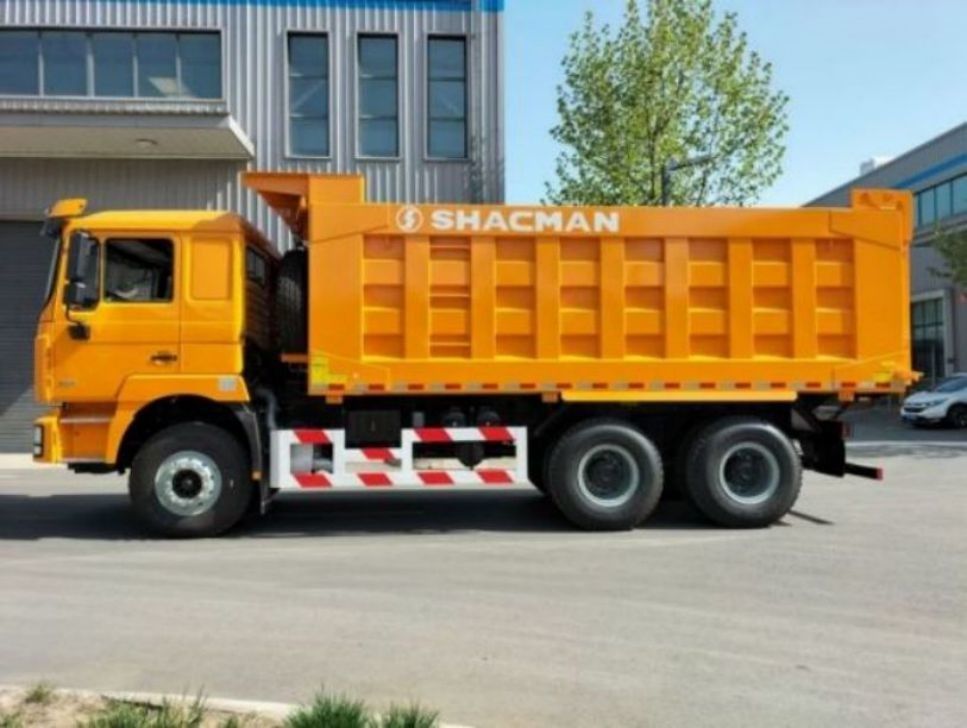 شاحنة شاحنة شاكمان F3000 جديدة ذات عجلات 6x4 380 يورو 2 صفراء