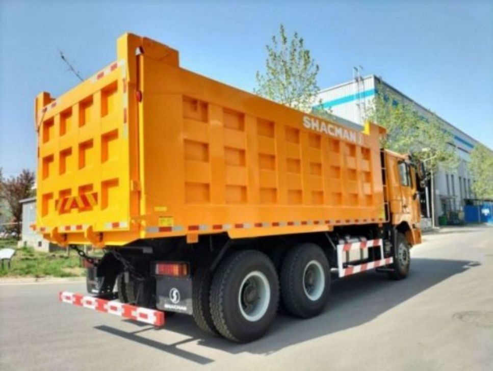 10 عجلات شاكمان F3000 شاحنة تيبر 6x4 375 يورو في أصفر مع 24 شهرا من الضمان