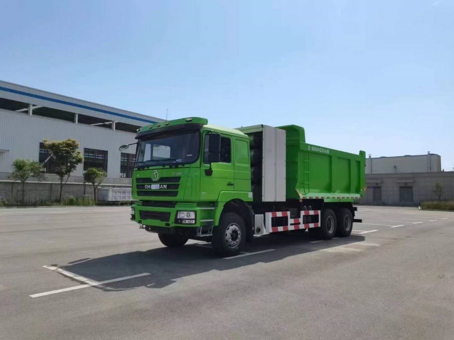 10 عجلات شاكمان F3000 CNG شاحنة القمامة 6x4 يورو V WEICHAI-430HP الخضراء مثالية للبناء والتعدين