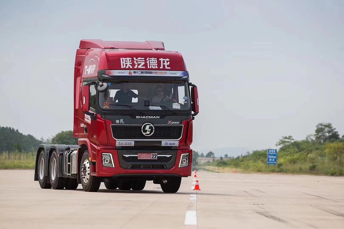 WP12.460E50 المحرك ومرشح الهواء العادي مجهزة رأس الجرار SHACMAN X5000 6x4 460HP EuroV رأس الجرار الشاحنة الحمراء