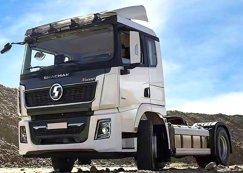 الوقود- شاكمان X5000 شاحنة جرار 4x2 430HP يورو في مع خزان الوقود 400L وتعليق الربيع صفيحة متعددة الطبقات