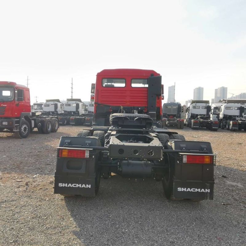 أحمر شاكمان F3000 375HP اليورو V 6 عجلات الجرار رأس 4x2 ويكشاي المحرك
