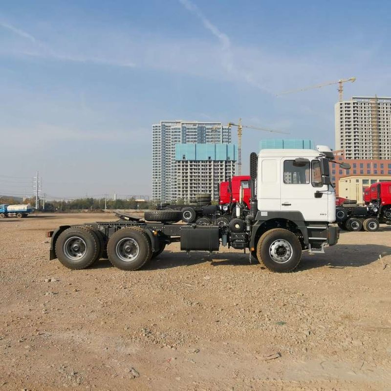 أحمر شاكمان F3000 375HP اليورو V 6 عجلات الجرار رأس 4x2 ويكشاي المحرك