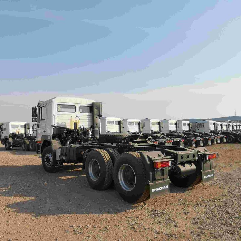 أحمر شاكمان F3000 375HP اليورو V 6 عجلات الجرار رأس 4x2 ويكشاي المحرك