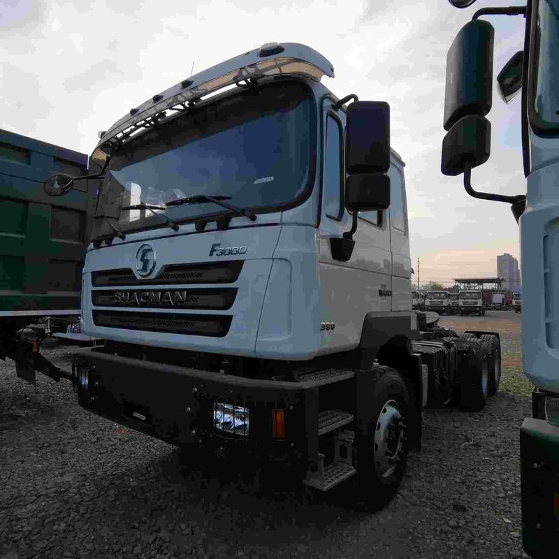أحمر شاكمان F3000 375HP اليورو V 6 عجلات الجرار رأس 4x2 ويكشاي المحرك