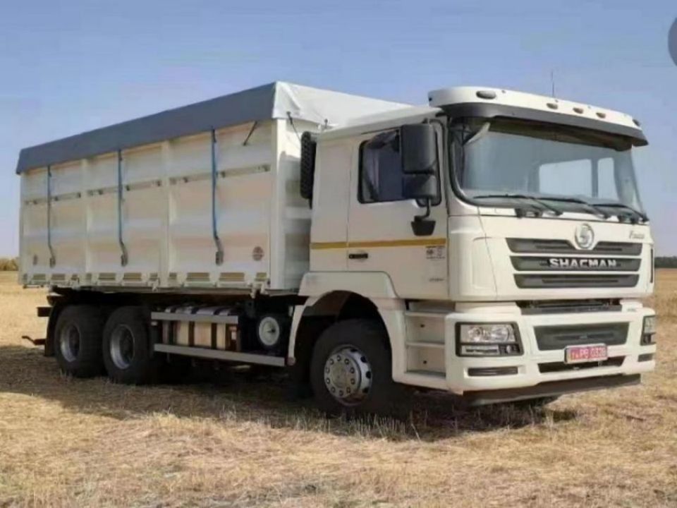 شاكمان F3000 380HP 6x4 شاحنة جرار يورو 2 10 عجلات شاحنة هدر محرك ويخاي