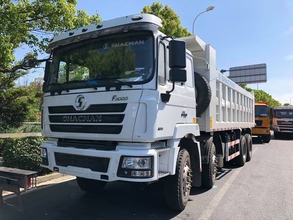 شاكمان F3000 8x4 380HP يورو في ديمب شاحنة محور مرحلة مزدوجة مع محرك ويكاي