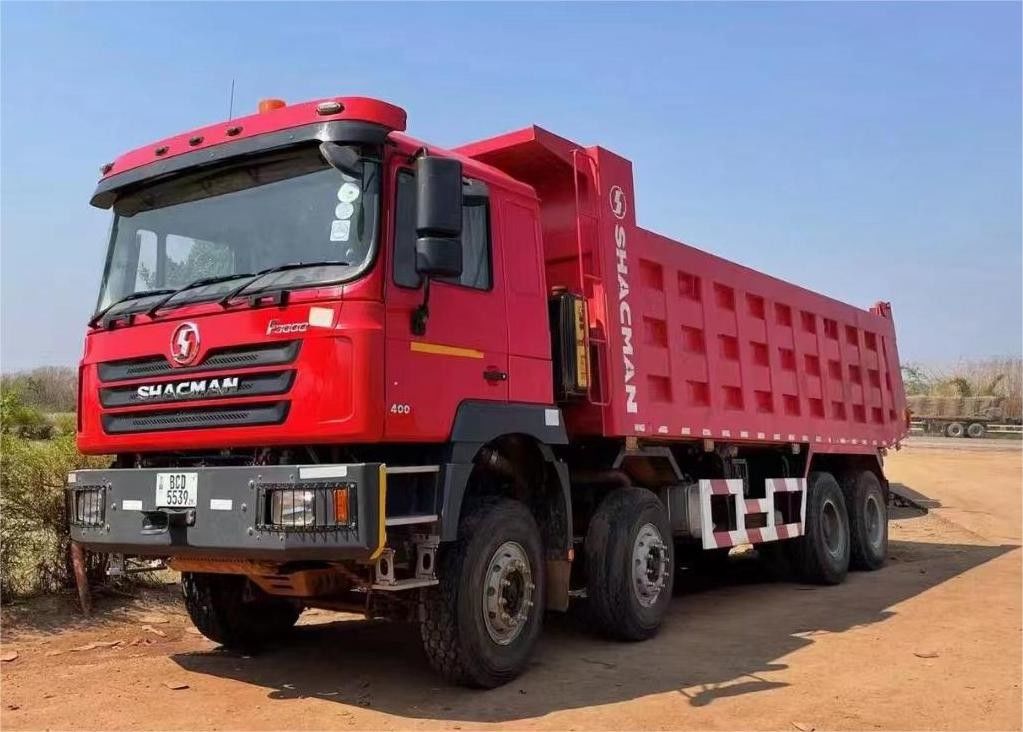 شاكمان F3000 8x4 380HP يورو في ديمب شاحنة محور مرحلة مزدوجة مع محرك ويكاي