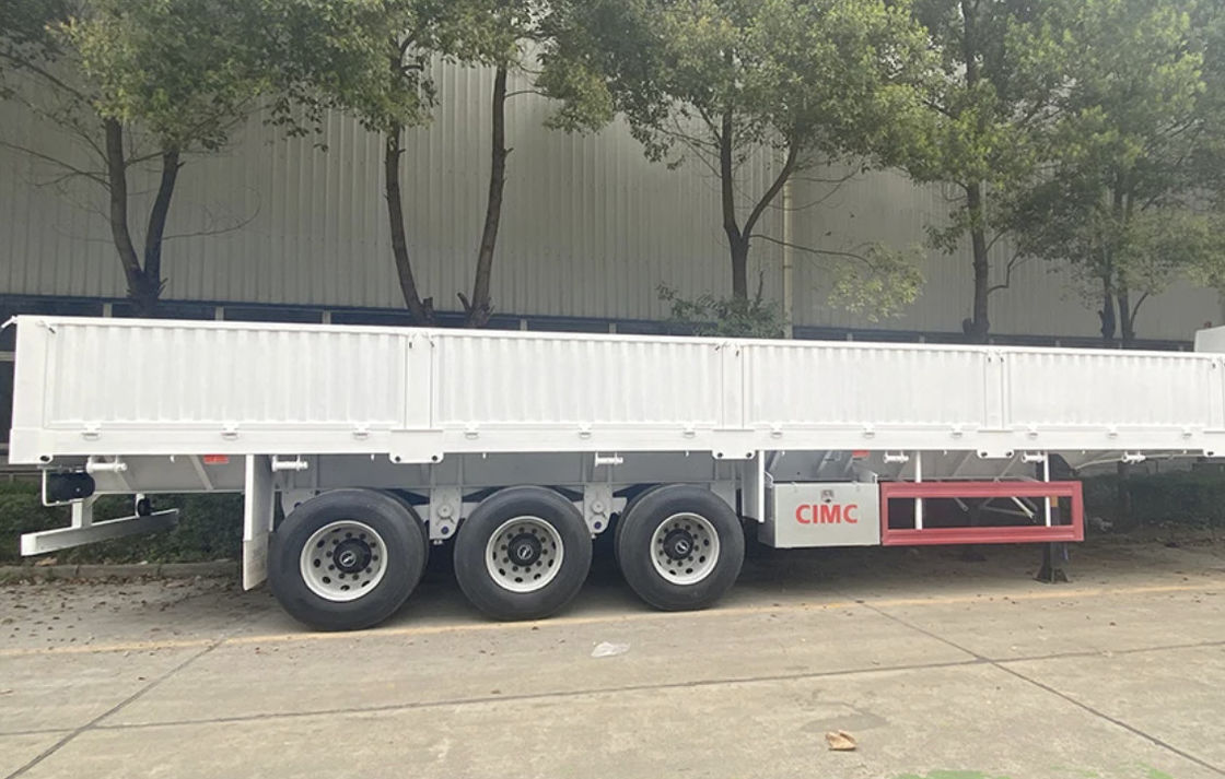 CIMC 3 / 4 محاور السياج نصف مقطورة 60 70 طن السور شاحنات الشحن SHACMAN