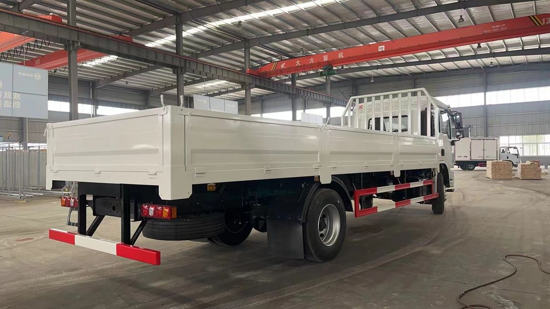 شاكمان L3000 4X2 10 طن سعة تحميل شاحنة شحن 240HP شاحنة شاحنة في جودة جيدة
