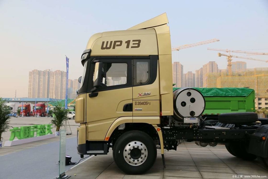 الغاز الطبيعي المسال 480HP شاكمان X3000 6x4 شاحنة جرار يورو في شاحنة بيضاء رأس الجرار