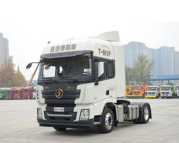 شاكمان 6 عجلات X3000 4x2 جرار سائق يسار 420HP مزدوج النوم شاحنة جرار للجزائر
